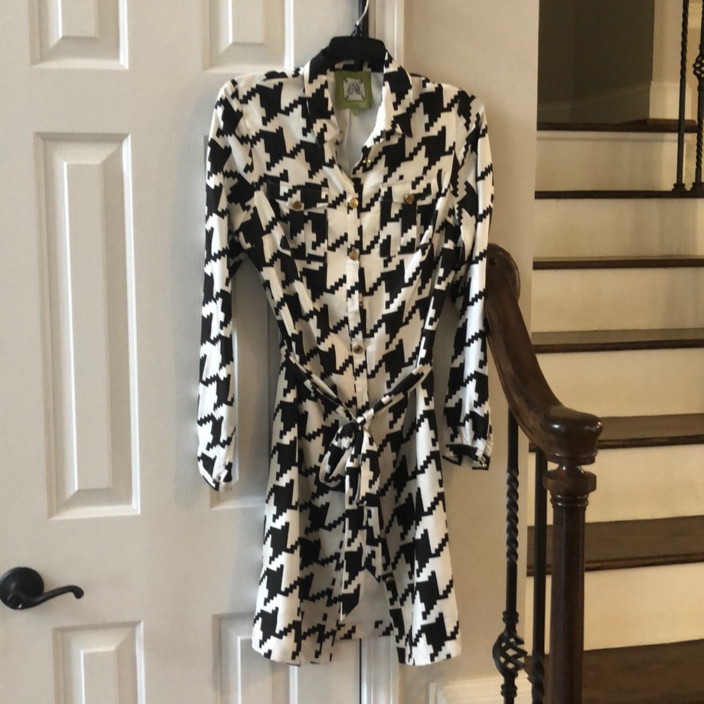 EIC Elizabeth McKay silk shirt dress size 6